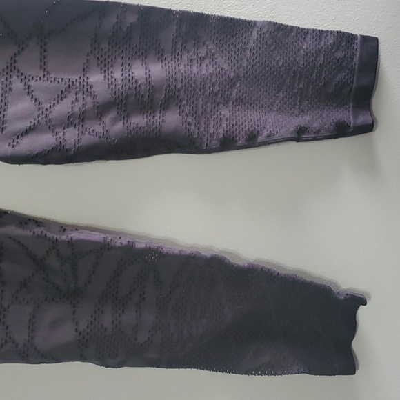 Fabletics Demi Lovato Pants Womens Size Medium Dark Grey Black Leggings - Picture 7 of 14